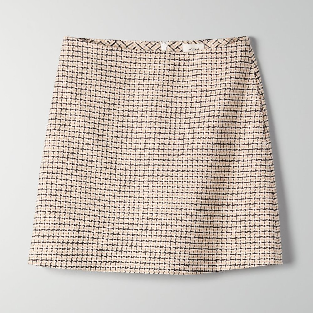 Aritzia Renée Classic Mini Skirt (NWOT)